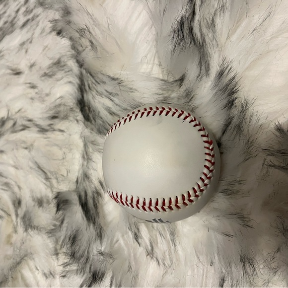 Baseball - Picture 4 of 5